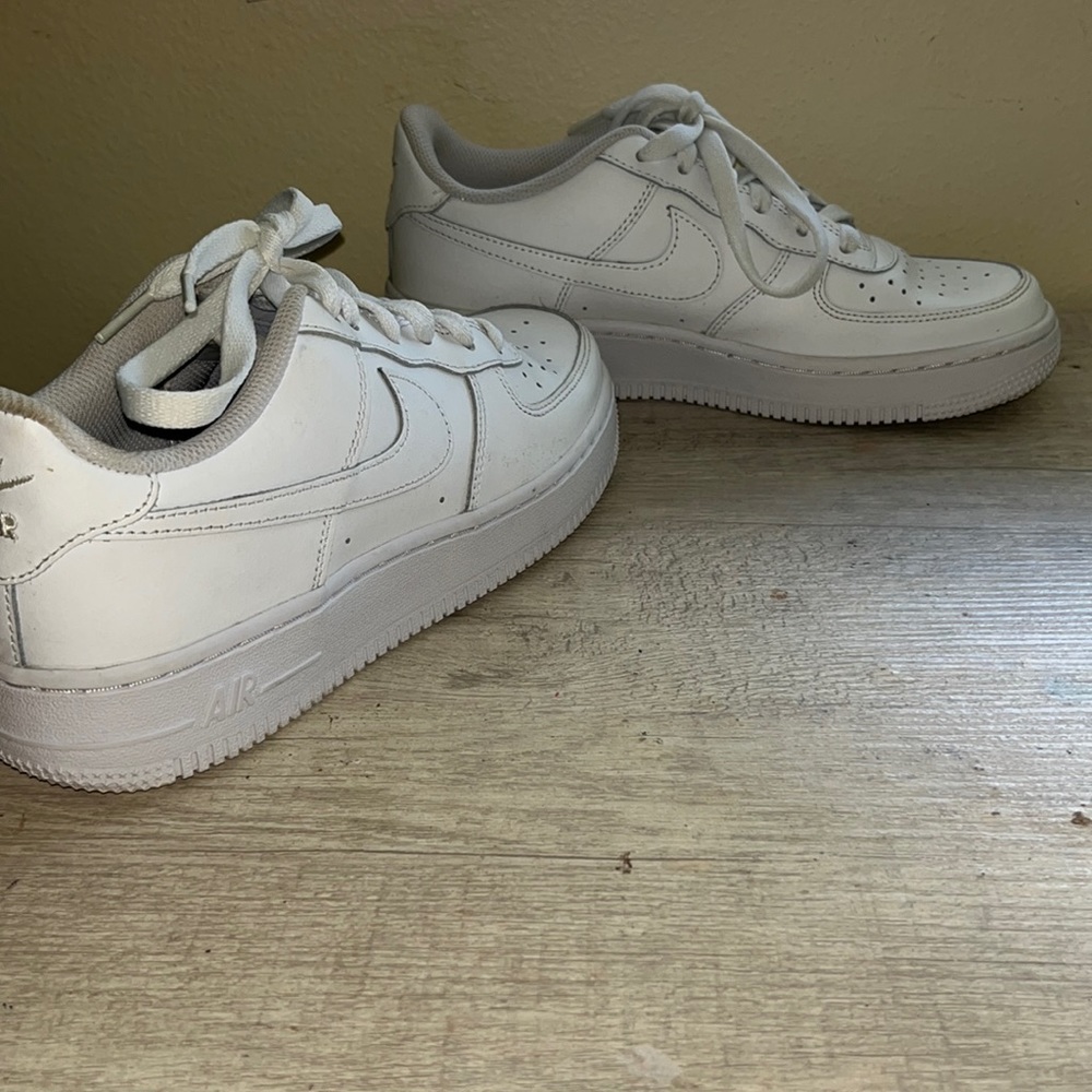 These air forces where purchased at foot locker, I’ve only used them 2 times